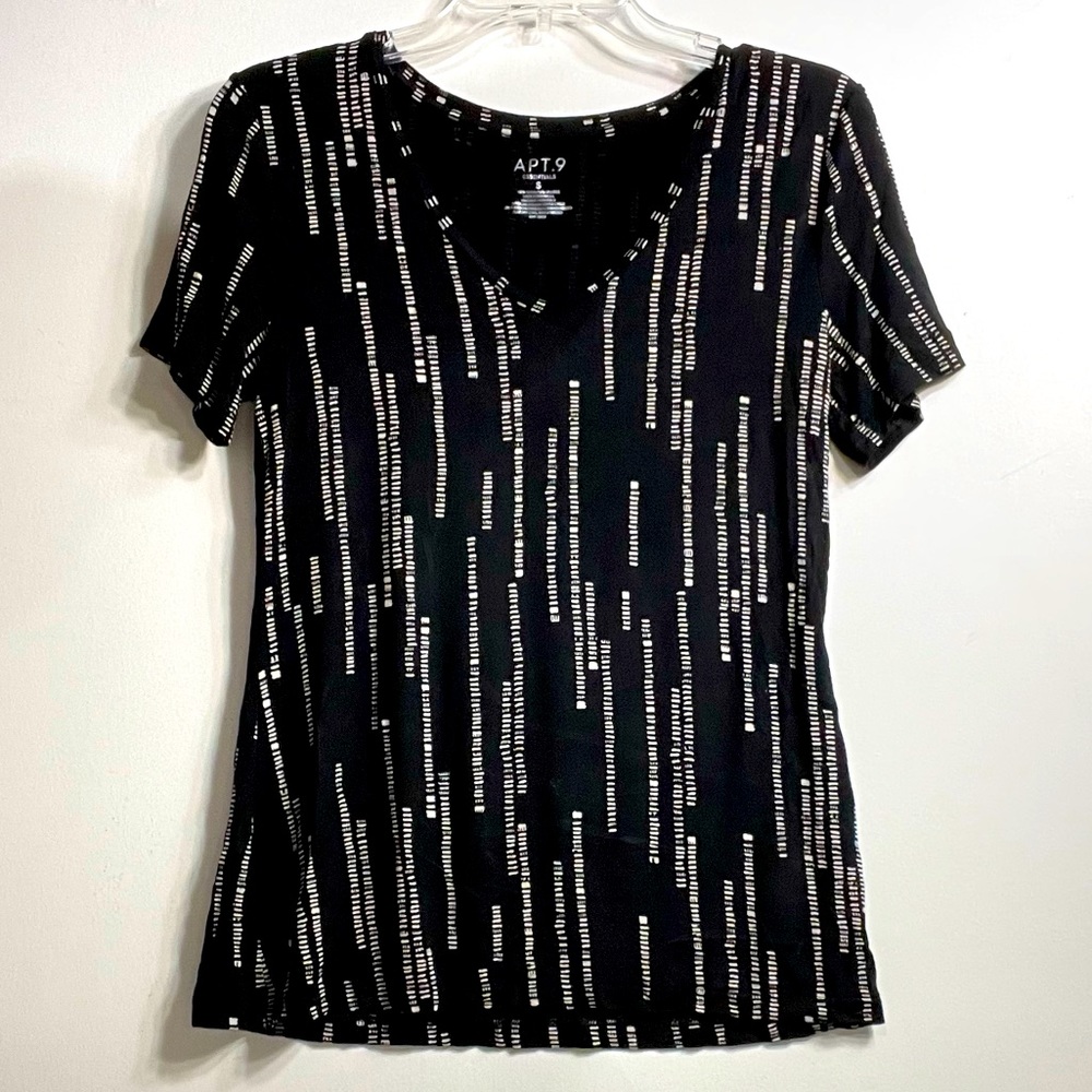 Apt 9 Lightweight Slinky Soft V Neck Tee Black with White Print Size S Small